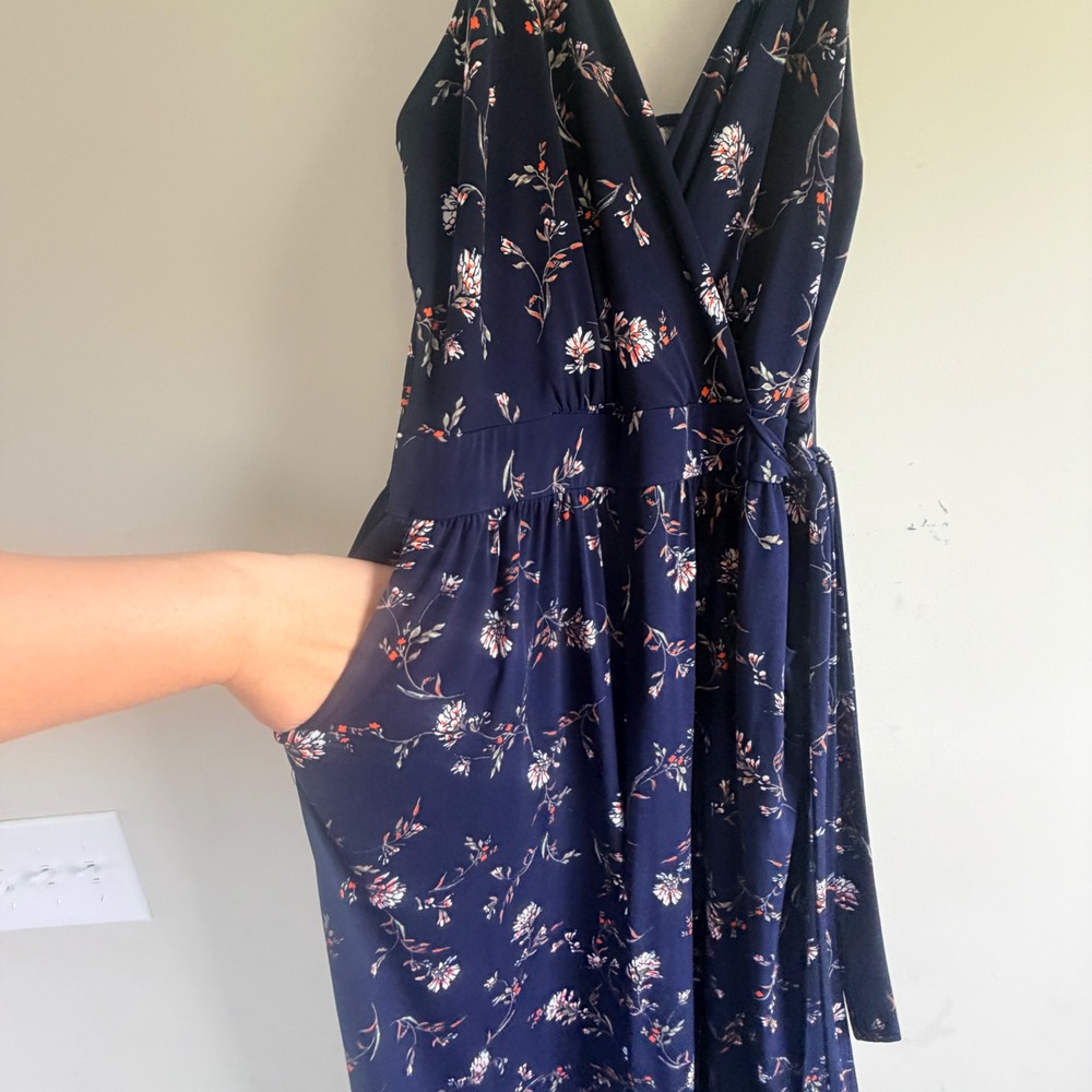 Kaileigh Floral Surplice Jumpsuit Womens XL Navy Blue‎ Stretch Flowy Cottagecore - Picture 3 of 9